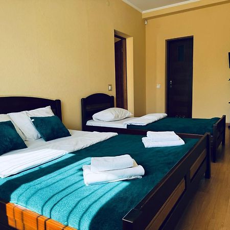 Etna Hotel Λβιβ Εξωτερικό φωτογραφία