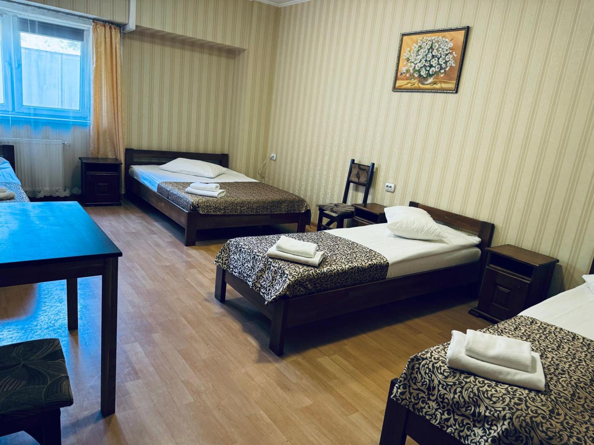 Etna Hotel Λβιβ Εξωτερικό φωτογραφία