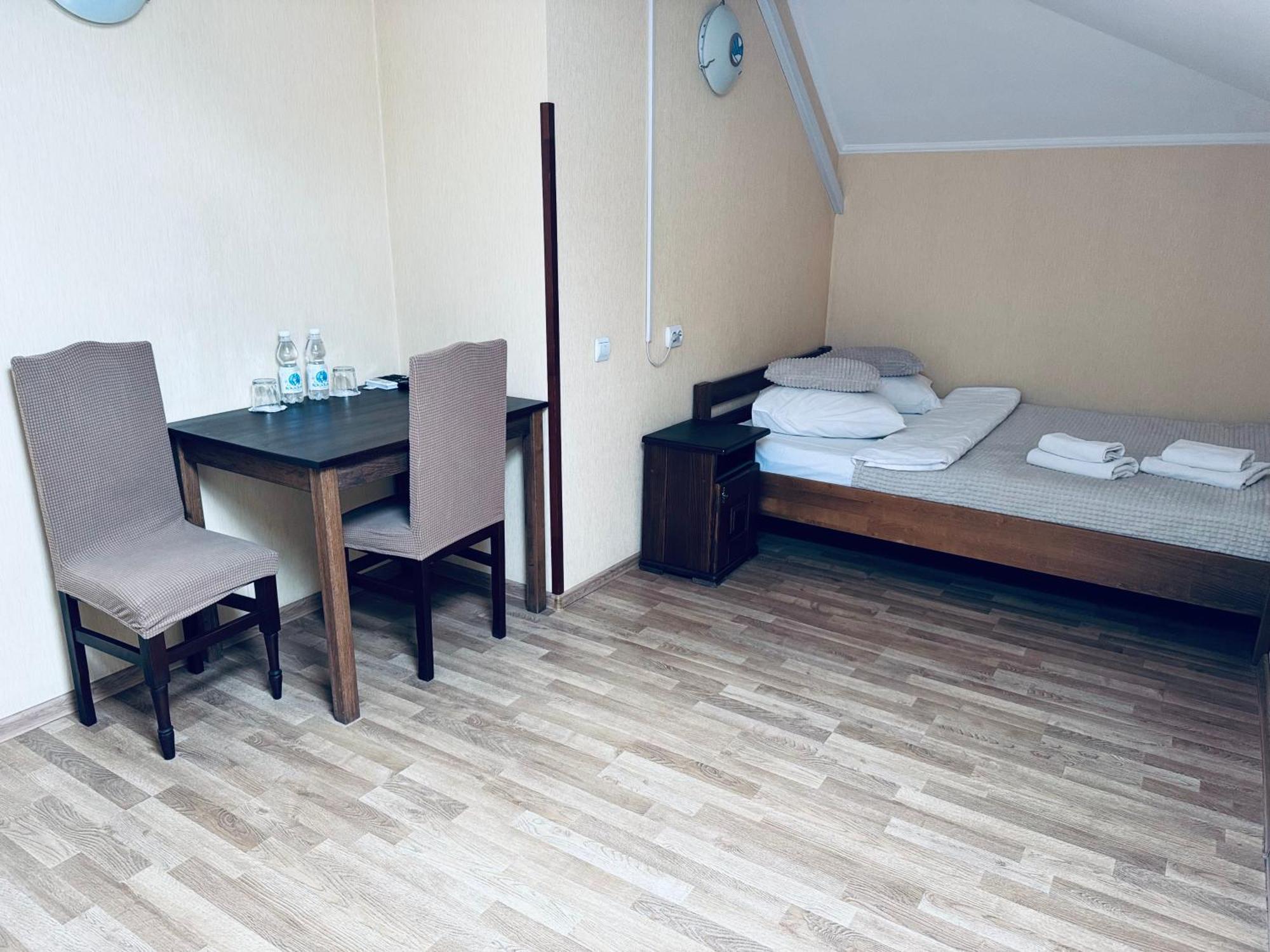 Etna Hotel Λβιβ Εξωτερικό φωτογραφία