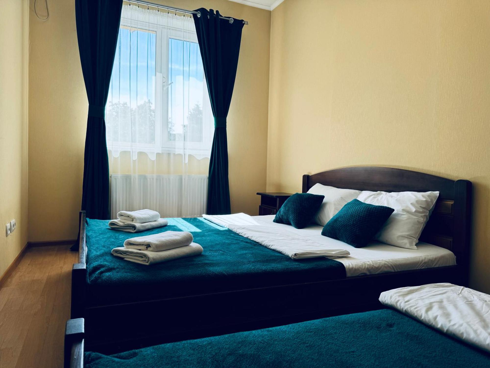 Etna Hotel Λβιβ Εξωτερικό φωτογραφία