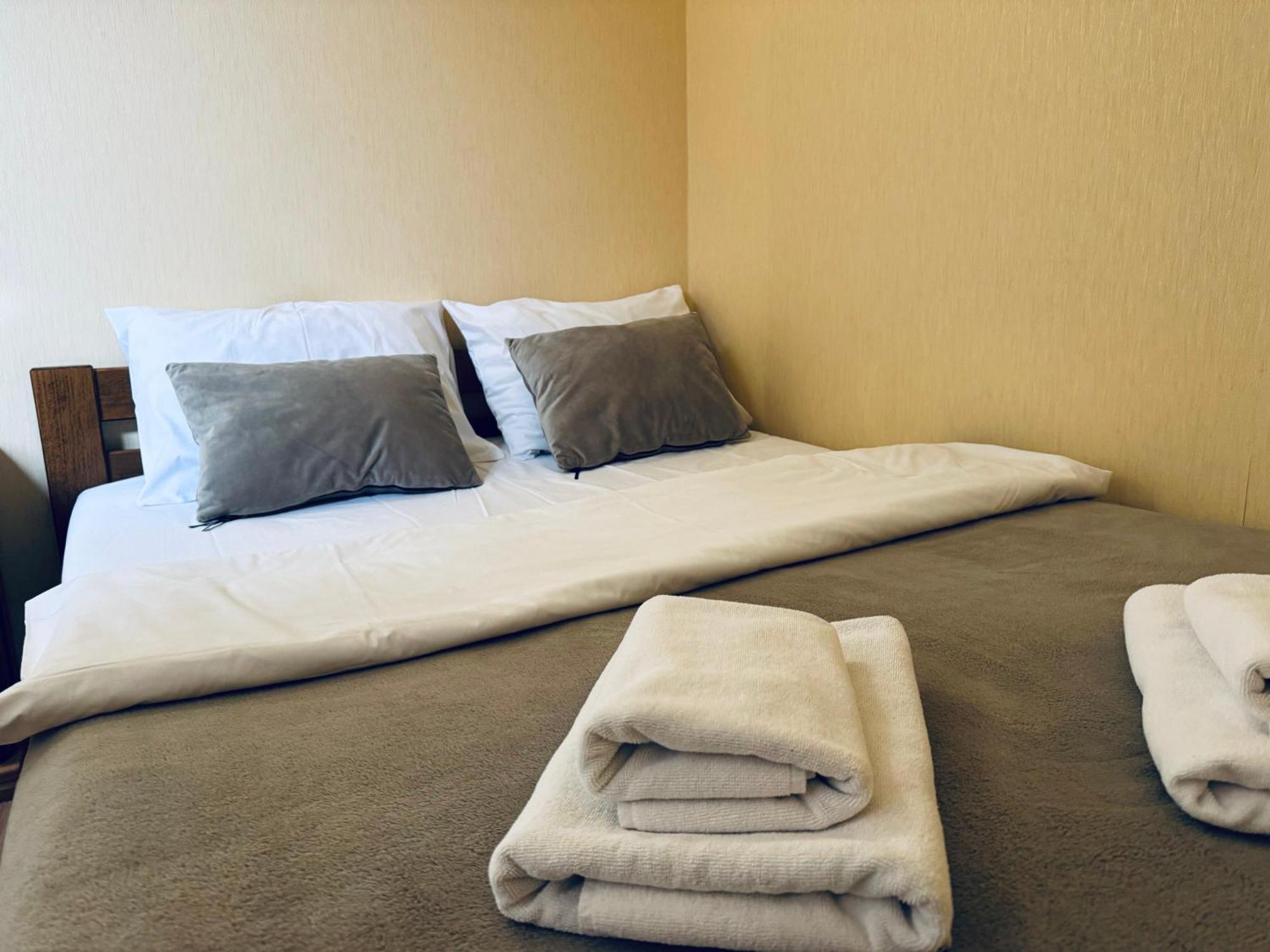 Etna Hotel Λβιβ Εξωτερικό φωτογραφία