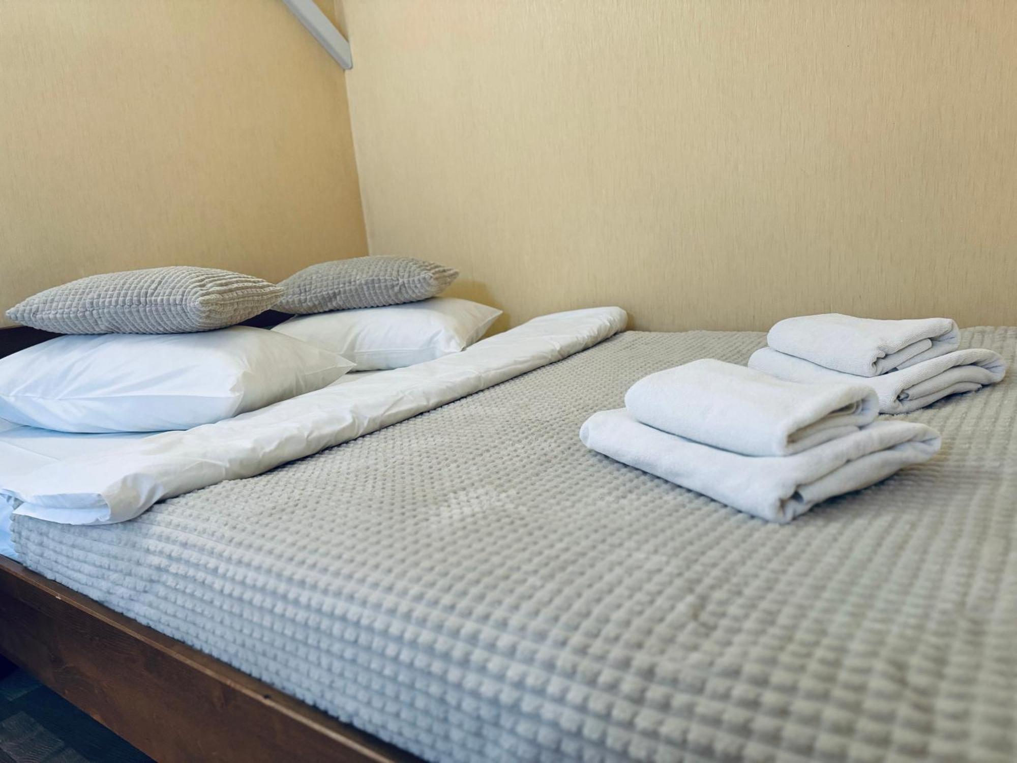 Etna Hotel Λβιβ Εξωτερικό φωτογραφία
